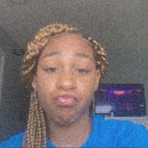 Meet your Posher, A’mari